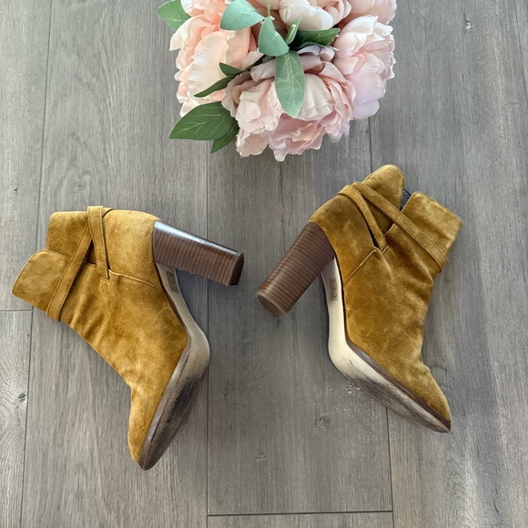 J. Crew Tan Brown Suede Leather Ankle Heel Booties - Picture 5 of 10